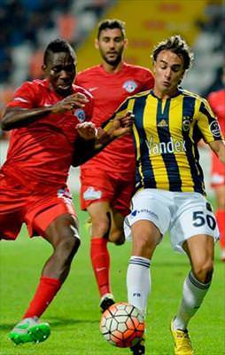 Sırp yıldız Markovic sahneye çıktı!