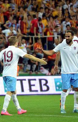 Cardozo'dan altın gol!