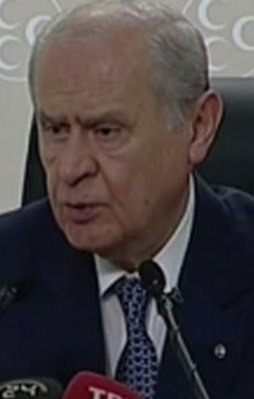 Bahçeli'nin yeni gafı 'modesa'