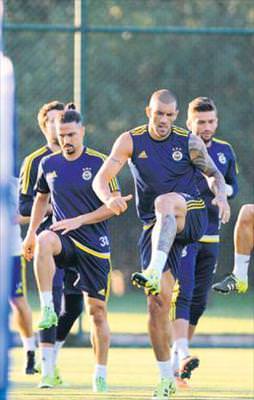 Fenerbahçe'de 5 eksikli idman