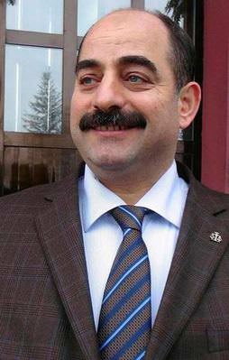 Zekeriya Öz'e yakalama emri!