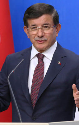 Davutoğlu'ndan sürpriz görüşme kararı