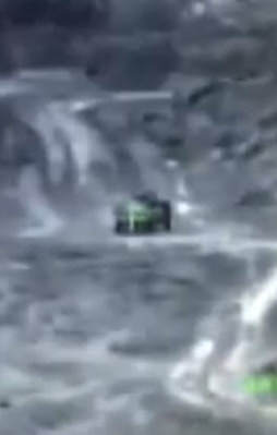 Hakkari'deki patlama anı böyle görüntülendi