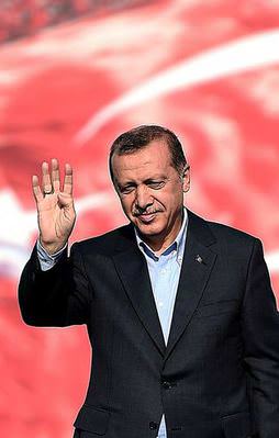 "Kürt'ün beklentisi var da Türk'ün Laz'ın yok mu?"