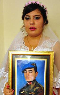 Uzman çavuş kendi düğününe katılamadı