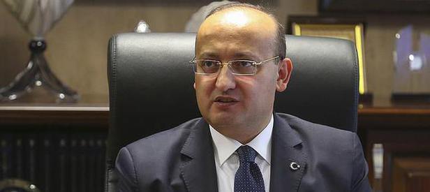 "İkisi de yalan dünyada yaşıyor"