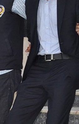 İki belediye başkanı ve bir HDP'li tutuklandı