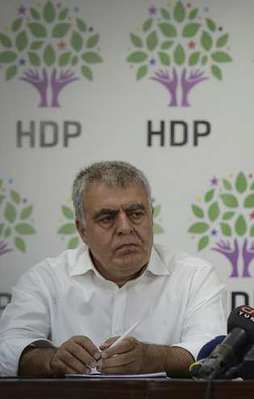HDP'li bakanlar istifa etti