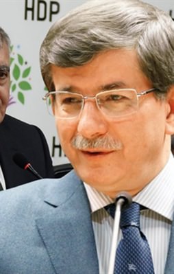 Davutoğlu: Bakanlık yapmış vekile yakışmaz