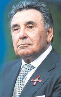 İftira ve yalan Hürriyet'i