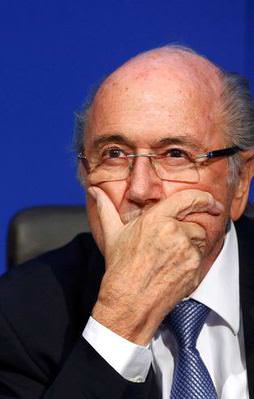 FIFA Başkanı Blatter'e soruşturma