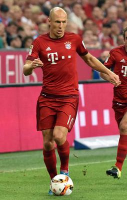 Robben'den Fener'e dava!