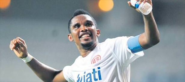 Eto'o'dan Obama'ya imzalı forma!