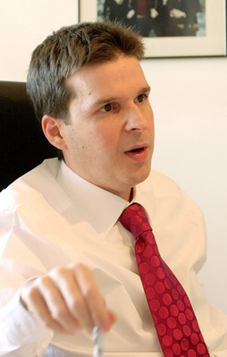 Oğul Ilıcak annesine isyan etti