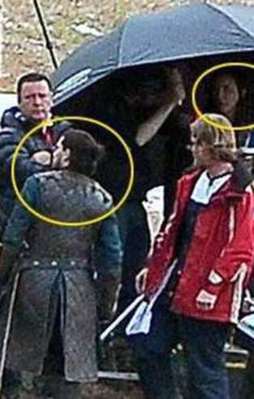 Jon Snow yaşıyor mu?