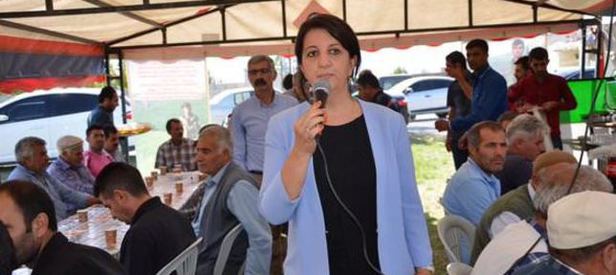 HDP’li Pervin Buldan terörist taziyesinde!