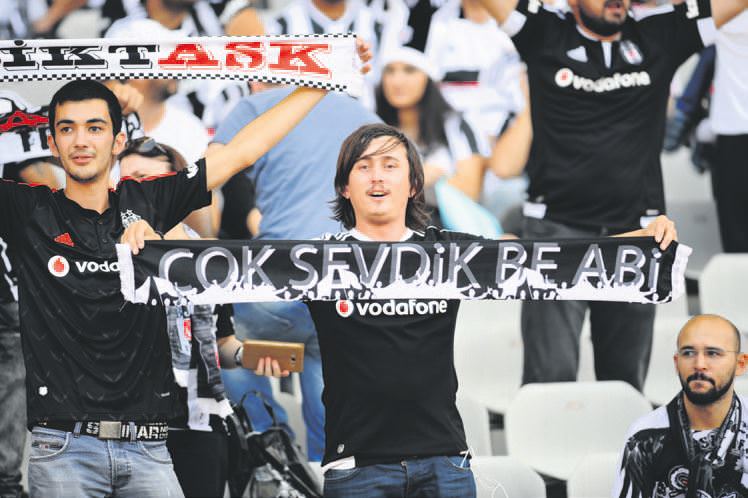 Derbi maçını bin taraftar 30 takip etti