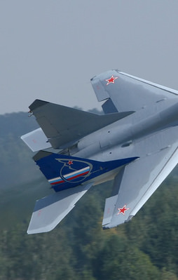 Rus uçakları Suriye'de sivil katliamı yaptı