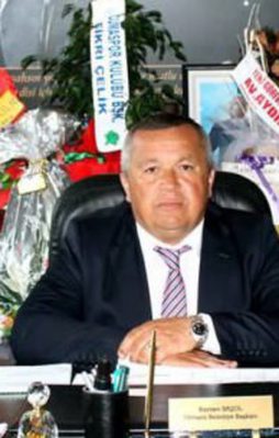 MHP'den istifa edip AK Parti'ye geçti