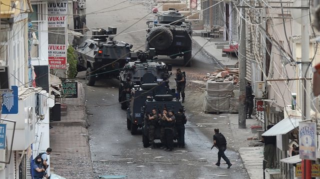 Silvan'da sokağa çıkma yasağı