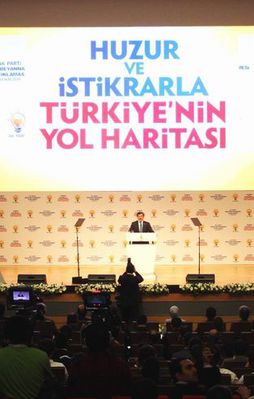 AK Parti Seçim Beyannamesi açıklandı