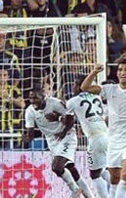 Fenerbahçe'ye Akhisar çelmesi!