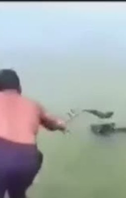 Denize atılmış bebek böyle kurtarıldı