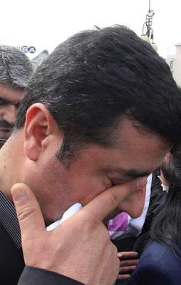 Demirtaş'ın iki yüzü