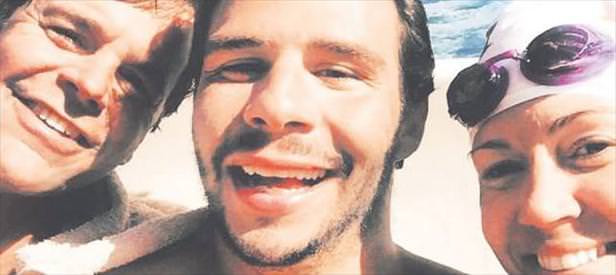 Cebelitarık'ı yüzerek geçti