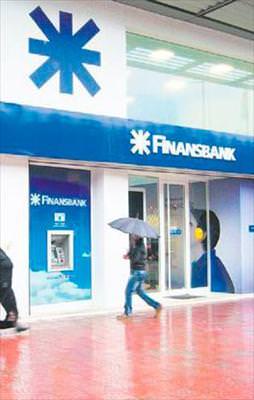 Finansbank için masaya oturuyor