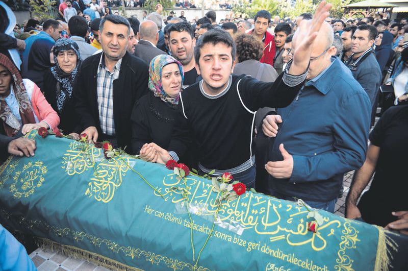 Cenazede Demirtaş'a öfke