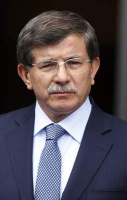 Davutoğlu: 'PYD'yi de vururuz'