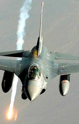 Türk jetleri DAEŞ'i vurdu