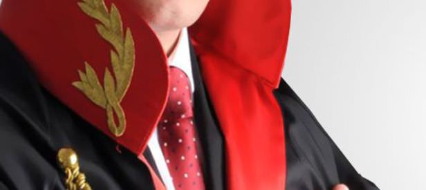 Çok sayıda hakim ve savcının görev yeri değişti