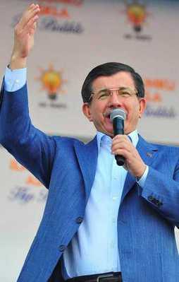 Başbakan Davutoğlu'ndan hodri meydan