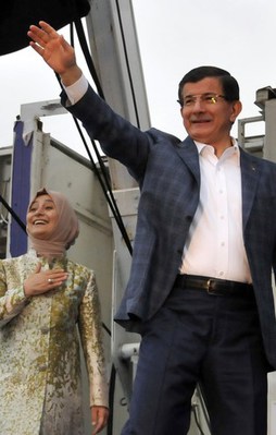 "Bu müsveddelerden millete hayır gelir mi?"