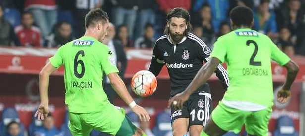 Kartal zirveyi bırakmadı