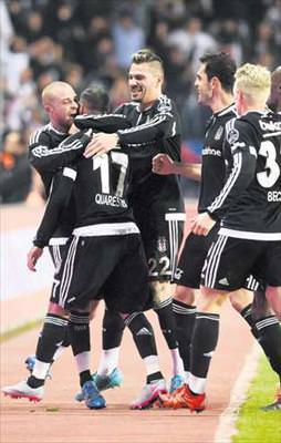 Güneş'le 12'den vurdu