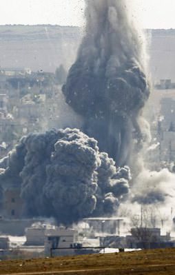 Suudi Arabistan kendi müttefiğini vurdu: 30 ölü