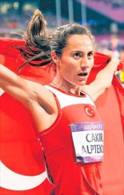 Aslı&Nevin'e altın şoku