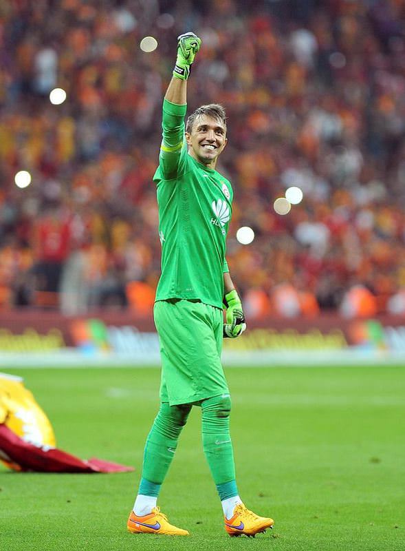 Bu hasreti bitirmemiz gerekiyor