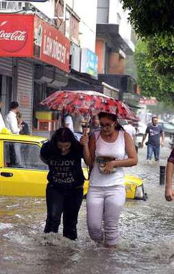 Meteoroloji'den sağanak yağış uyarısı