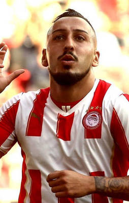 Mitrioglu'dan G. Saray'a küfür