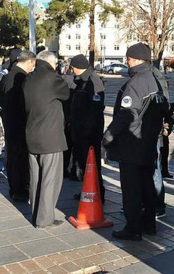 Mitingler için sıkı güvenlik uygulaması