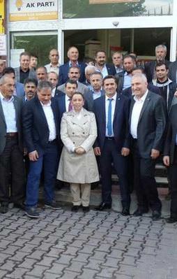AK Parti'ye büyük katılım