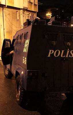 İstanbul'da terör örgütüne şafak baskını
