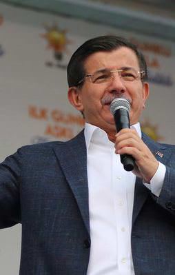 "Bugün hayır diyenden millete hayır olur mu?"