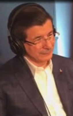 Başbakan Davutoğlu rekor kırdı