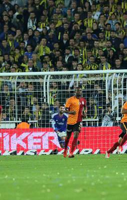 Maç sonrası Kadıköy'de olay çıktı!