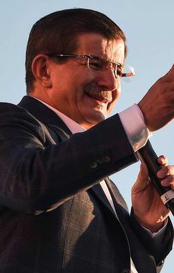 Davutoğlu'ndan engellilere müjde!